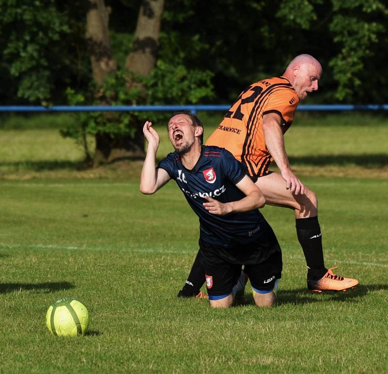 Fotbalový OP Strakonicka: Štěkeň - Balvani Strakonice 8:1 (3:1).