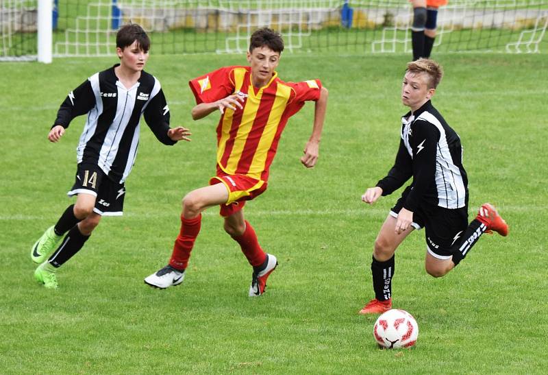 K derby fotbalového žákovského kraje přijel do Volyně Junior Strakonice. Slavili domácí.