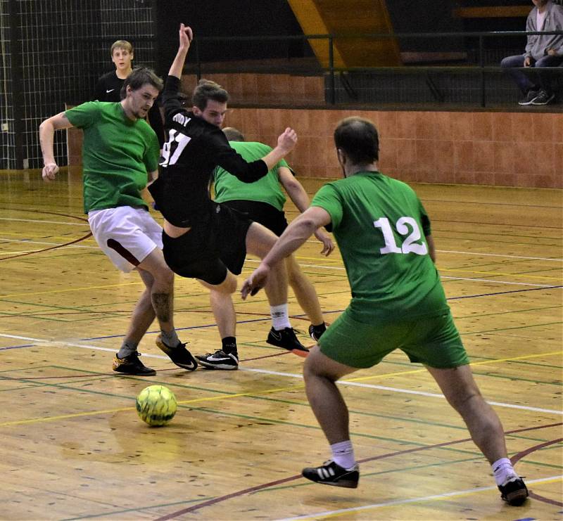 Vodňanská liga: Se-šlost - Sokolská louka 3:4.