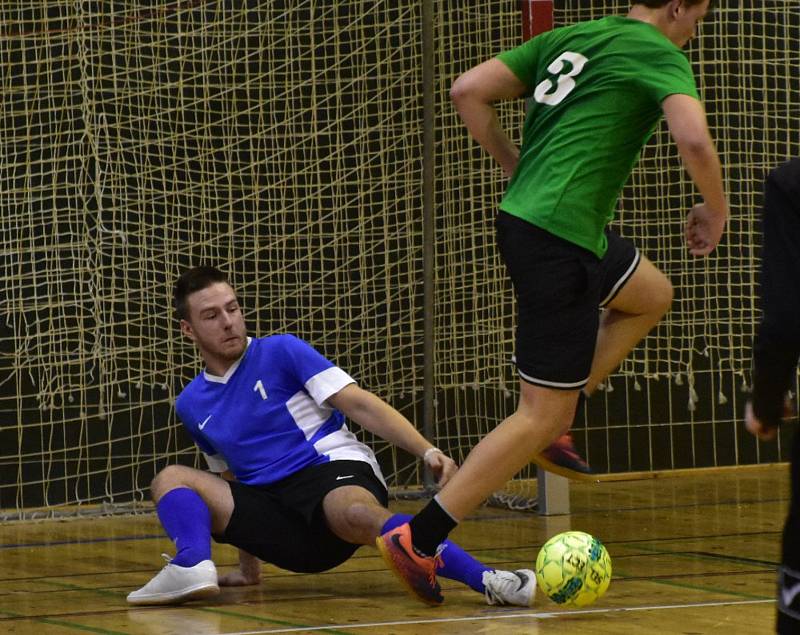 Vodňanská liga: Se-šlost - Sokolská louka 3:4.