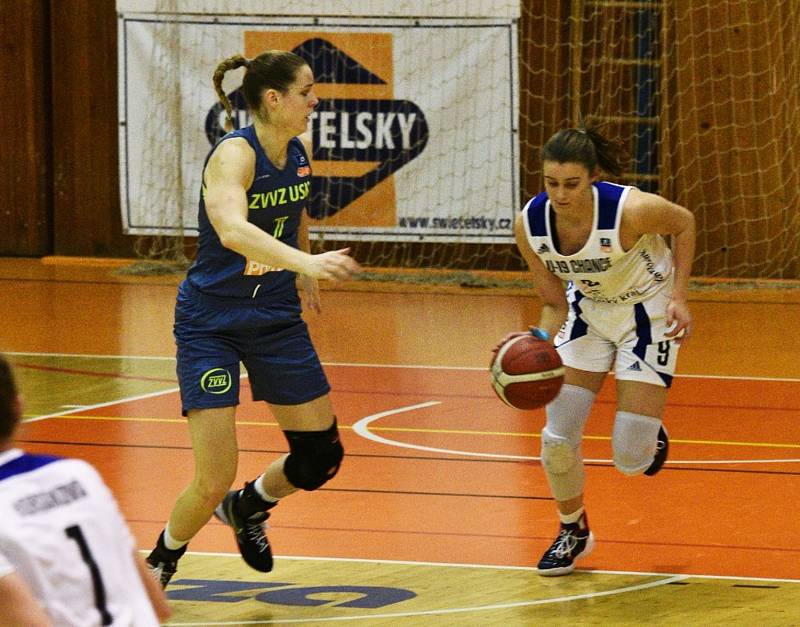 Renomia ŽBL: BK Strakonice - ZVVZ USK Praha 45:126.