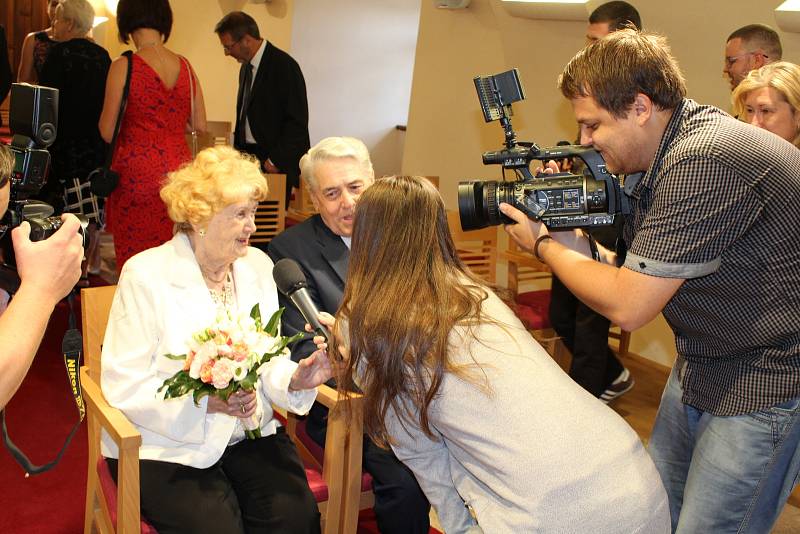 Manželé Anna a František Pejchalovi slavili 65 let společného manželství.