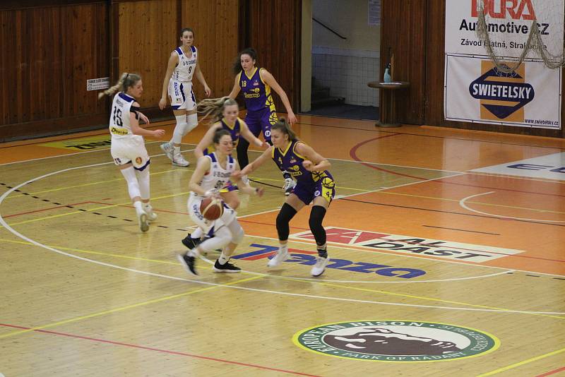 Renomia ŽBL: BK Strakonice - Slovanka 67:65.