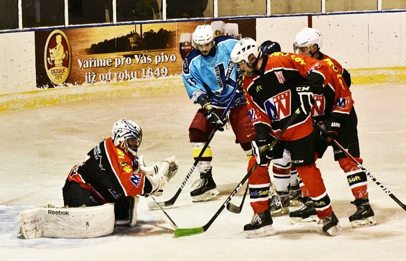 Hokejový přebor JZ Čech: Katovice - Luby 6:4.