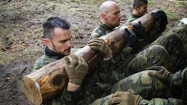 Mezinárodní prostředí eFP BG Litva umožňuje spolupráci vojáků různých národností, zejména pak s vojáky hostitelské země.