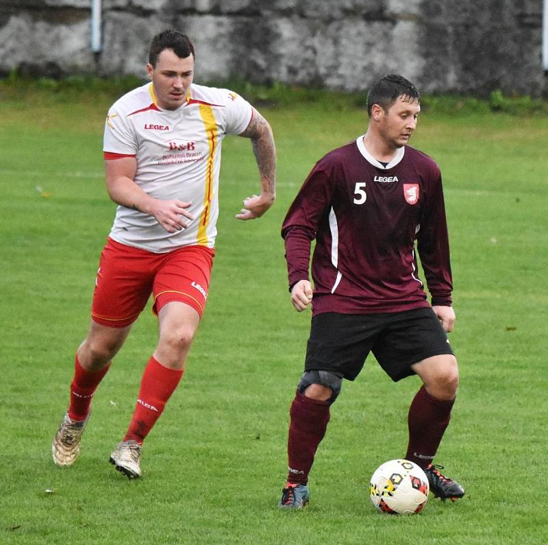 Fotbalový OP Strakonicka: Junior B - Štěkeň 4:1.