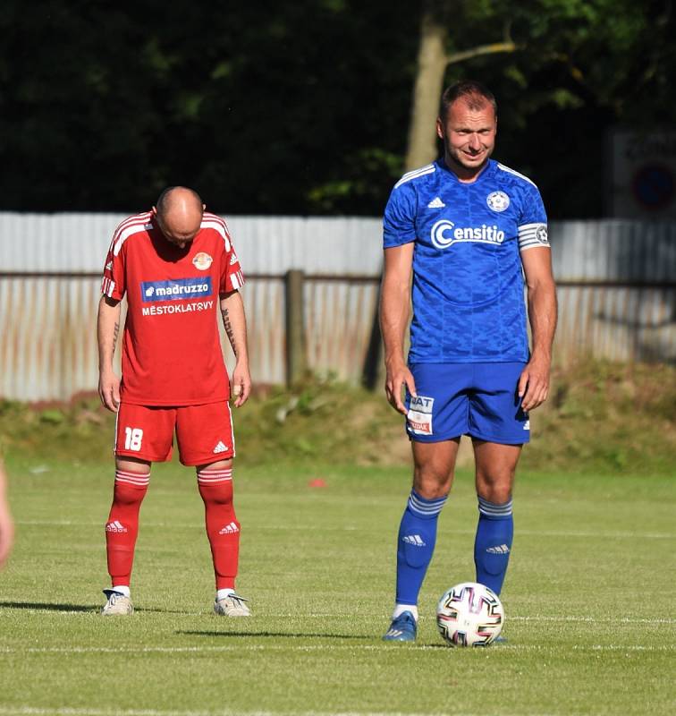 Fotbalová divize: Klatovy - Katovice 2:2 (1:1).