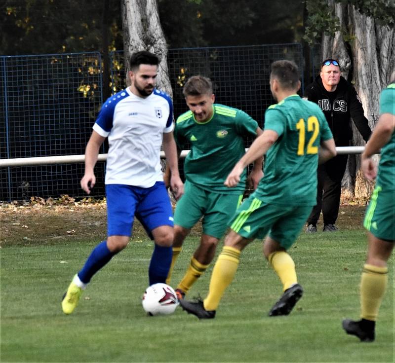 Fotbalový KP: Junior Strakonice - Tatran Prachatice 3:2.