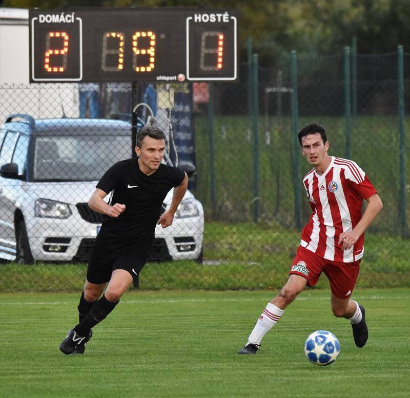 Fotbalový přebor kraje: Olešník - Blatná 4:1.