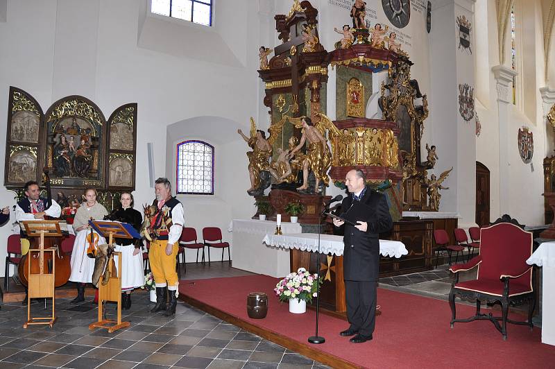 Kostel sv. Prokopa byl v pátek 25. listopadu slavnostně otevřen.