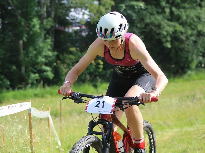 Jana Pichlíková vybojovala v XTERRA Originál v kategorii do 39 let skvělé druhé místo a nominaci na Havaj.