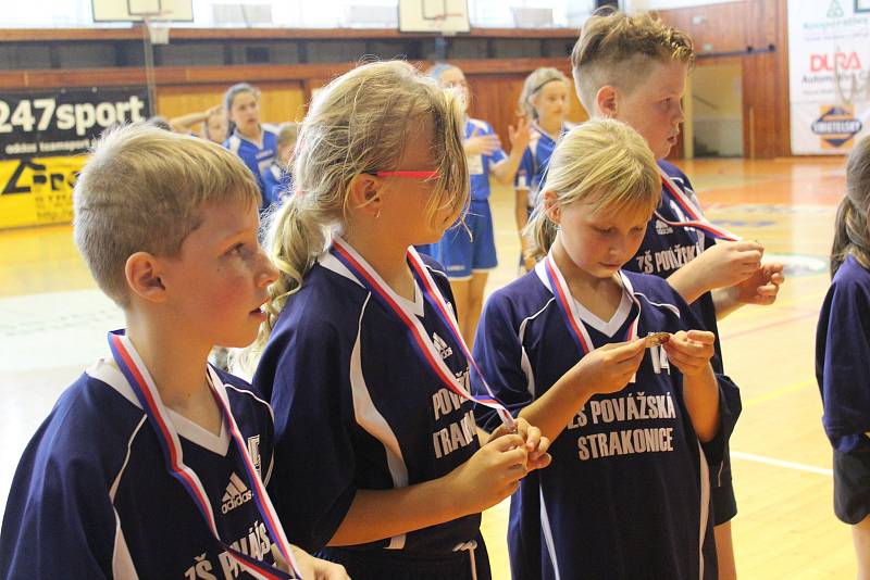 Superfinále zakončilo ročník Školské ligy v basketbale.