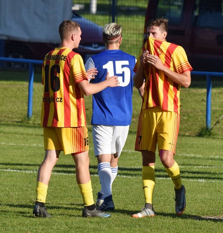 Fotbalový KP: Junior Strakonice - Třeboň 3:1 (1:1).