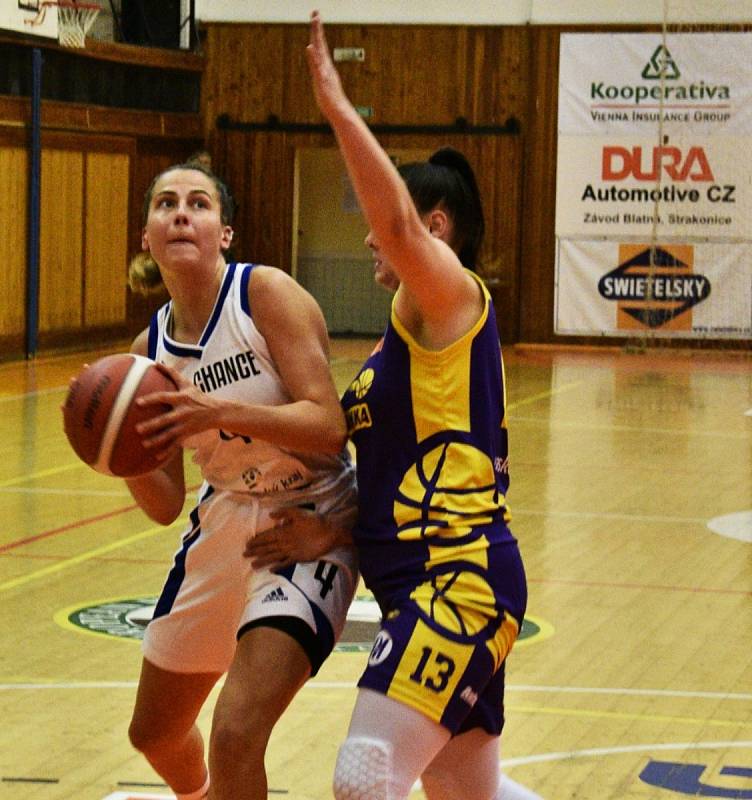 Renomia ŽBL: BK Strakonice - Slovanka 64:79.