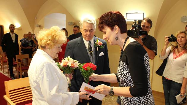 Manželé Anna a František Pejchalovi slavili 65 let společného manželství.