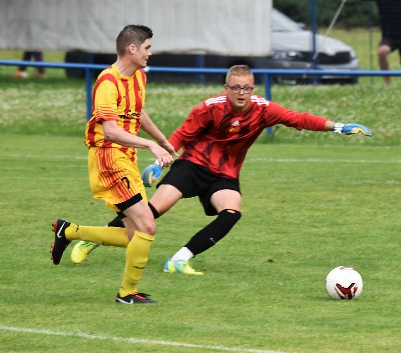 Přípravný fotbal: Junior Strakonice - Tatran Prachatice B 6:2.