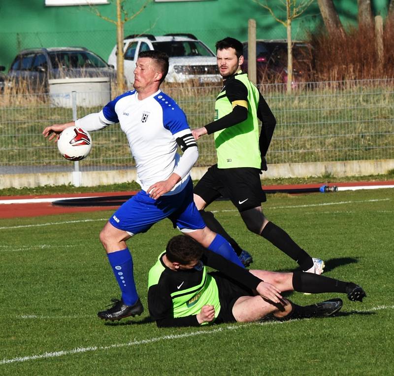 Fotbalový KP: Junior Strakonice - Rudolfov 1:2 (1:2).