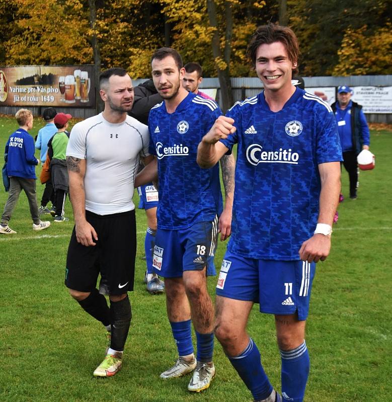 Fotbalvá divize: Otava Katovice - Slavoj Český Krumlov 2:1 (1:0).