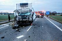 Nehoda náklaďáku a traktoru u Vodňan komplikovala provoz na hlavním tahu z Budějovic do Písku.