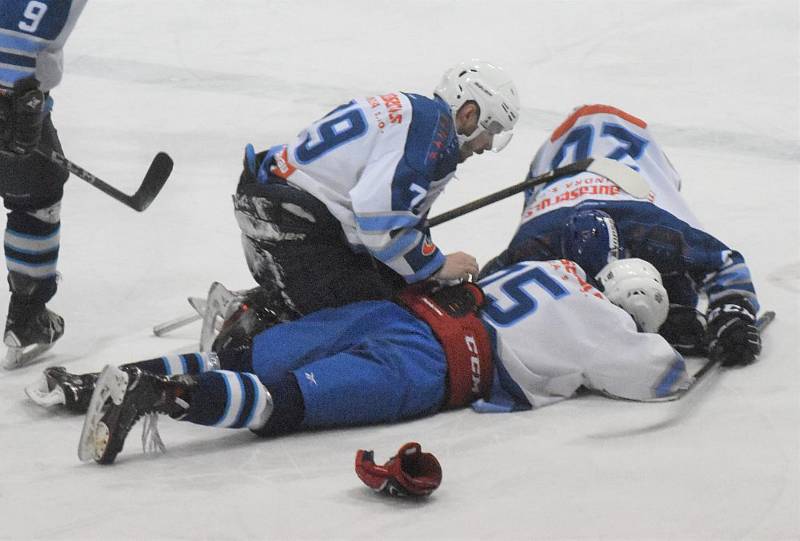 Semifinále play off: Radomyšl - Soběslav 4:5.