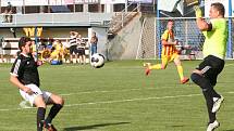 Jan Zušťák hattrickem zařídil výhru Junioru Strakonice nad Lokomotivou České Budějovice 3:1.