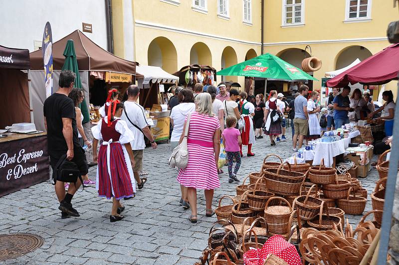 Ve čtvrtek 23. srpna byl zahájen 23. ročník mezinárodního dudáckého festivalu ve Strakonicích.