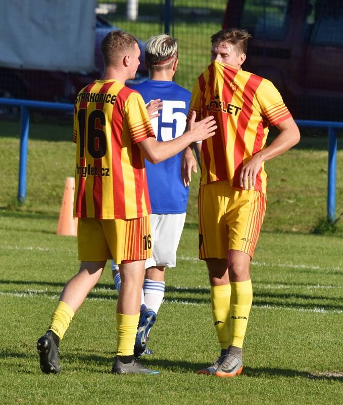 Fotbalový KP: Junior Strakonice - Třeboň 3:1 (1:1).