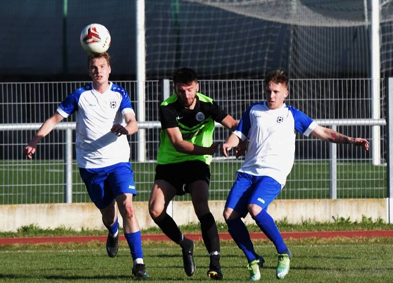 Fotbalový KP: Junior Strakonice - Rudolfov 1:2 (1:2).