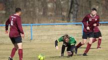 Fotbalová III. třída: Štěkeň B - Kladruby 2:1 (0:0).