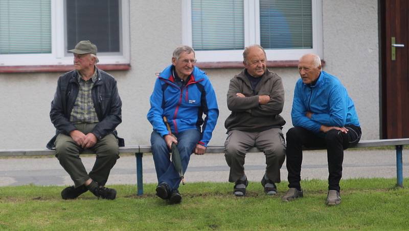 III. třída Strakonicka: Poříčí B - Hoslovice 2:1.