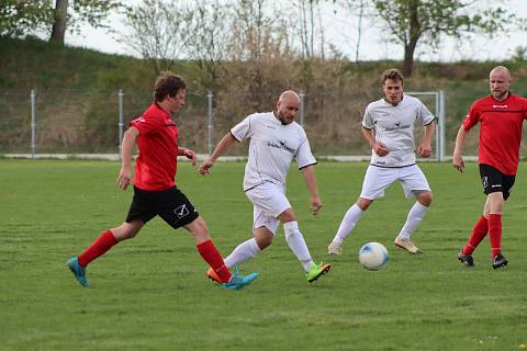 Dudál III. třída Strakonicka: Cehnice B - Lnáře 1:4 (1:1).