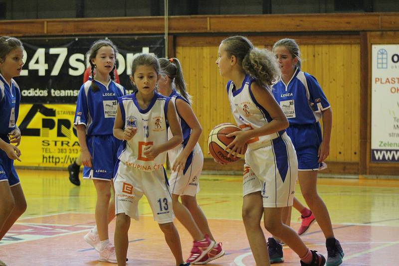 Superfinále zakončilo ročník Školské ligy v basketbale.