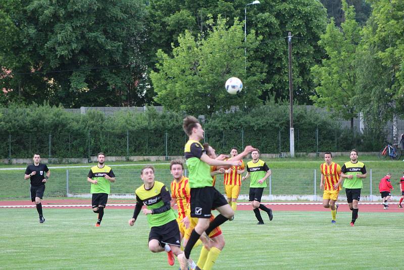 Fotbalová příprava: Junior Strakonice - Osek 2:2.