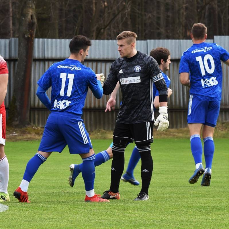 Fotbalová divize: Otava Katovice - Petřín Plzeň 3:0 (2:0).