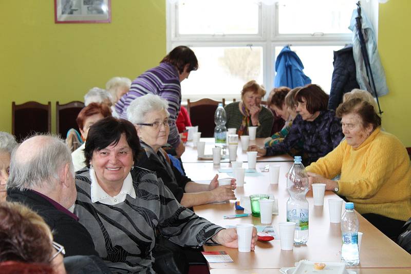 Velikonoční setkání seniorů a soutěž o nejlepší mazanec.