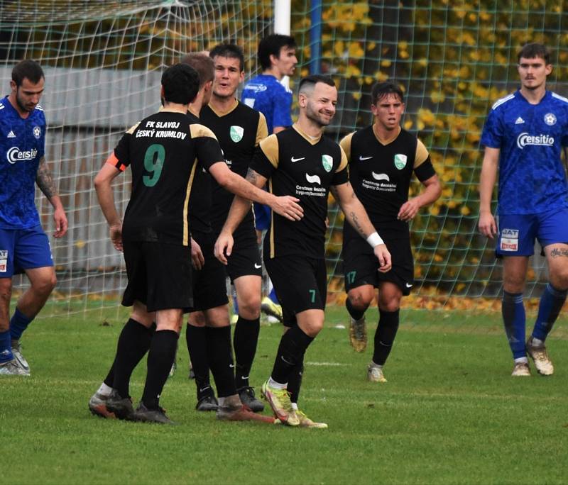 Fotbalvá divize: Otava Katovice - Slavoj Český Krumlov 2:1 (1:0).