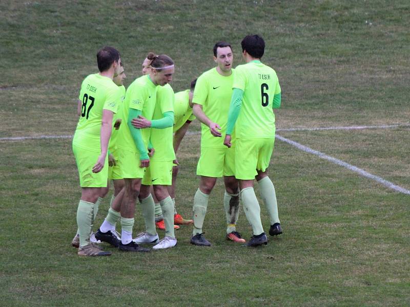 Po výhře nad béčkem Táborska (na snímku) dokázali fotbalisté Oseka bodovat i v Třeboni.