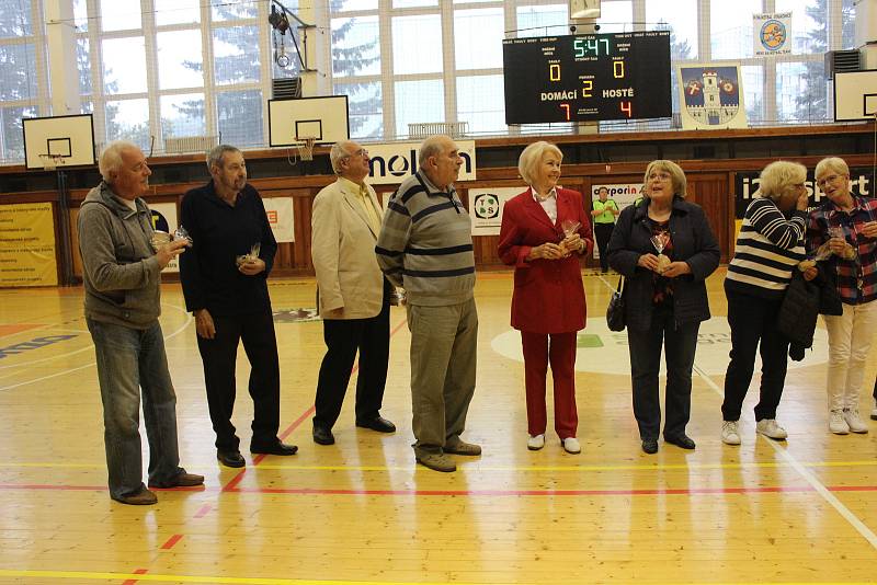 Basketbalisté ocenili všechny, kteří prošli BK Strakonice.