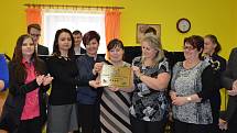 Slavnostního převzetí ceny se zúčastnili zástupci města Vodňany, sociální pracovníci a jejich klienti.