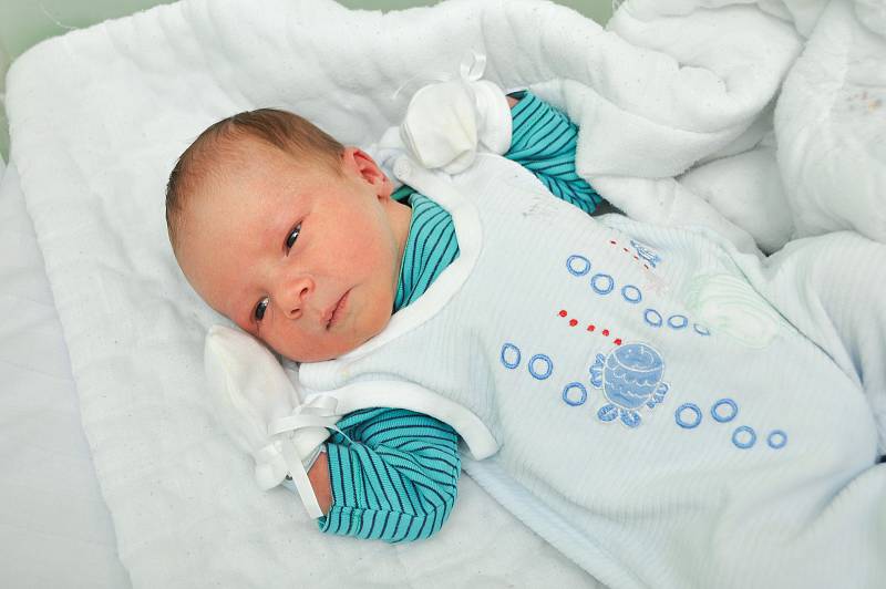Rolf Saller z Dražovic. Rolfík se narodil 17. prosince 2018 ve 12 hodin a 28 minut a při narození vážil 3900 g. Na Rolfíka se doma všichni už moc těší.