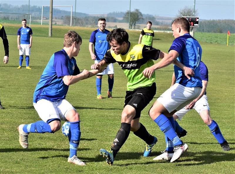 Fotbalový krajský přebor: Osek - Lom u Tábora 1:1.