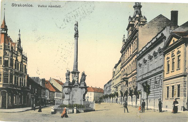 Podoba části náměstí, na které je vypsána architektonická soutěž ve dvacátých letech minulého století.