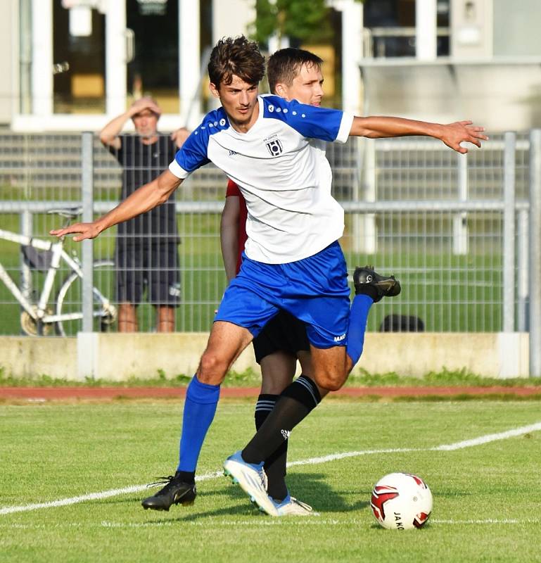 Fotbalový KP: Junior Strakonice -  Týn nad Vltavou 1:0 (0:0).