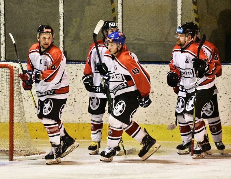 Hokejová Krajská liga: HC Strakonice -  OLH Spartak Soběslav 3:4.