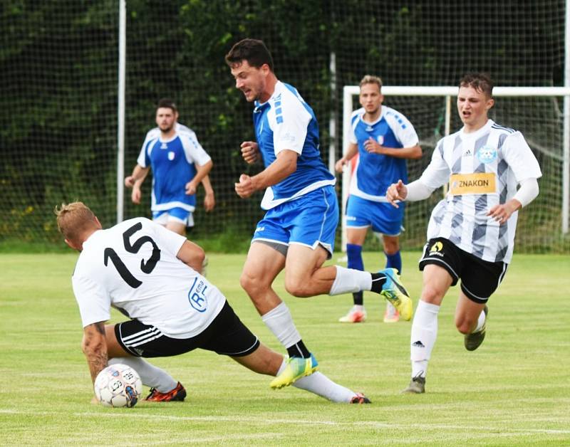 Fotbalová příprava: Znakon Sousedovice - SK Vacov 1:2.