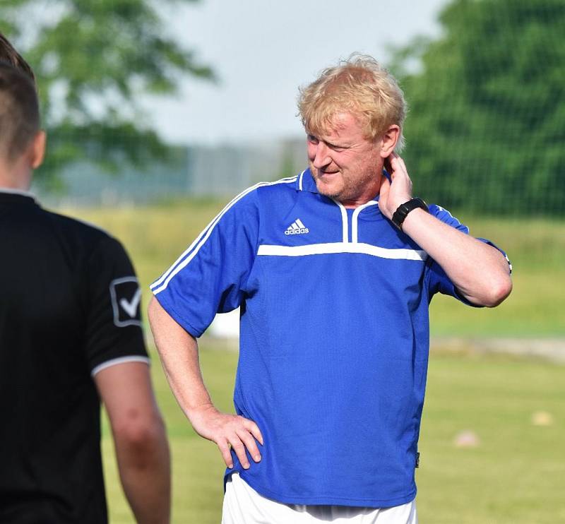 Fotbalisté Oseka již začali přípravu na novou sezonu v krajském přeboru.