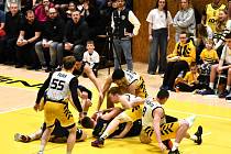 KNBL: Sršni Photomate Písek - BK Armex Děčín 85:101 (20:28, 31:52, 57:79).