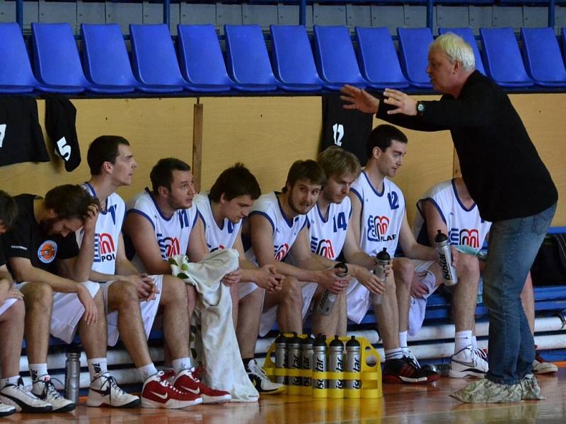 Strakonice porazily Kladno 68:52.