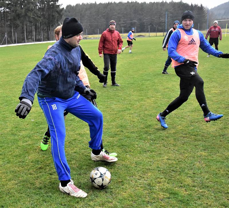 Novoroční fotbálek v Katovicích.