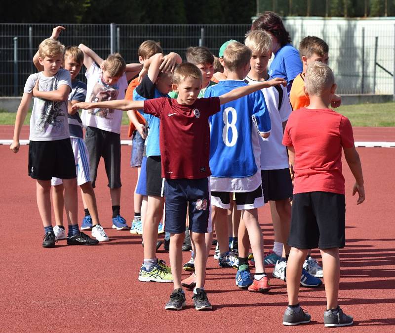 Mladí atleti soutěžili v okresním kole atletických soutěží 1. - 5. tříd.